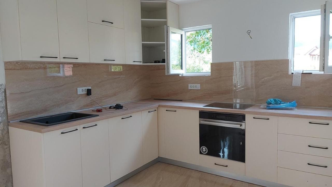 Rooms Lida & Friendly Home Plav Exterior photo