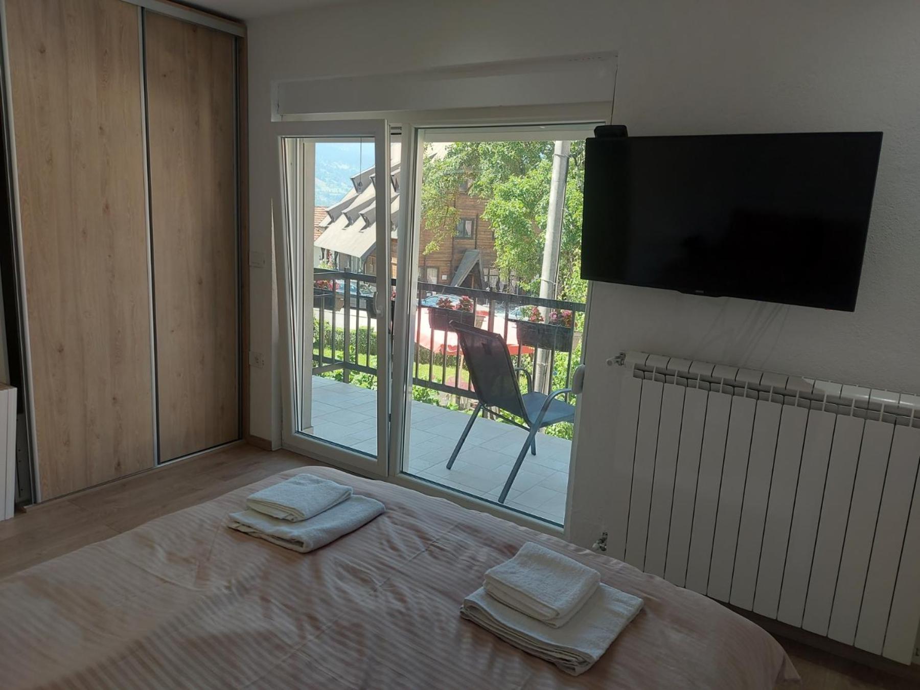 Rooms Lida & Friendly Home Plav Exterior photo