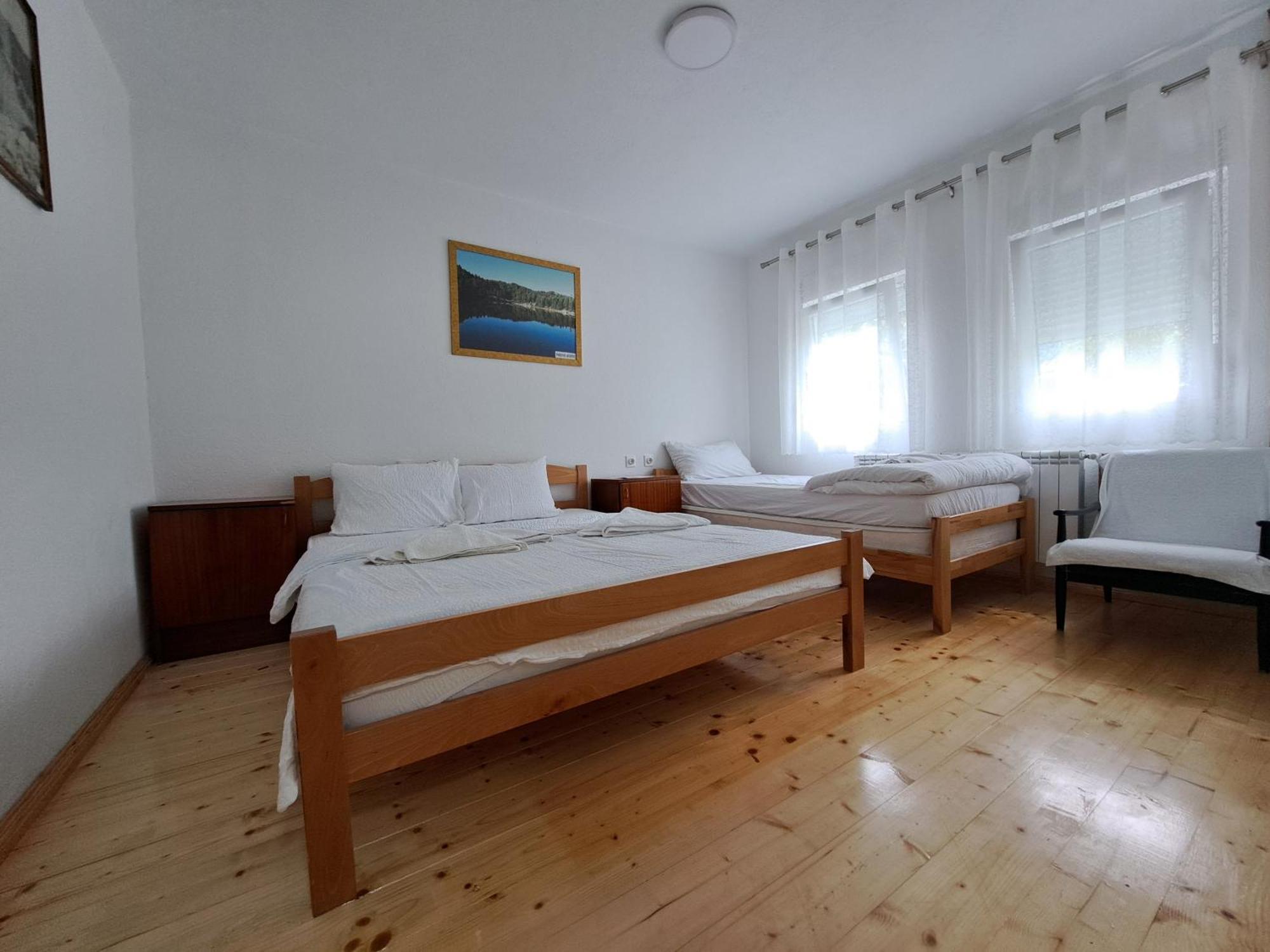Rooms Lida & Friendly Home Plav Exterior photo